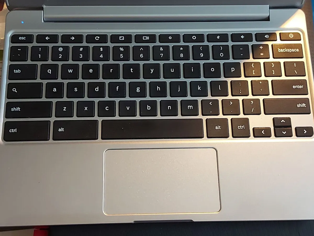 Samsung Chromebook, Model XE500C12, in excellent c - Image 3