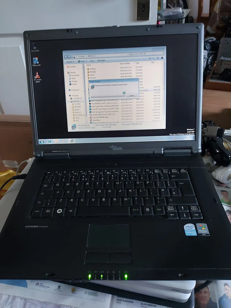 Fujitsu Esprimo V5535 1 TBHDD, 1GB RAM, WIN 7 PRO - Image 1