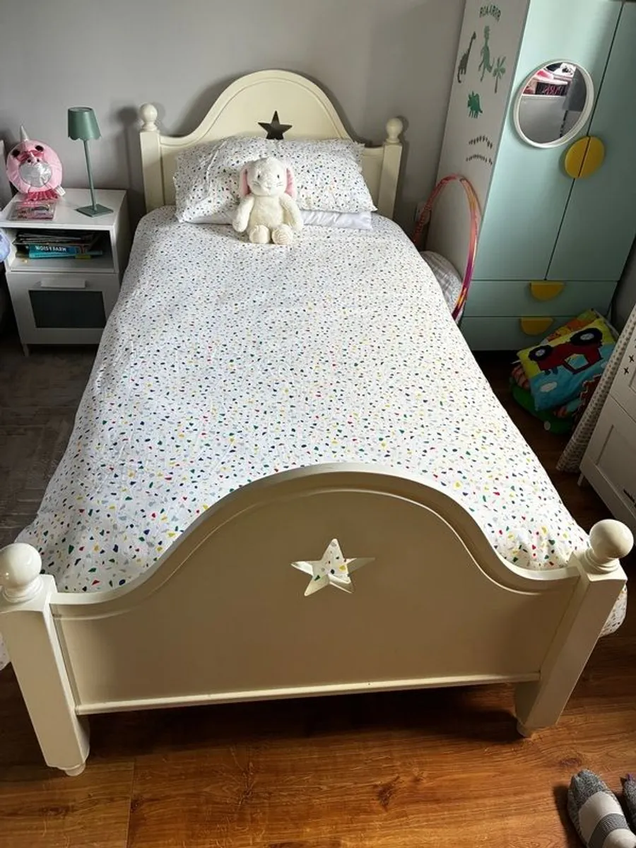Single Bed - Image 1