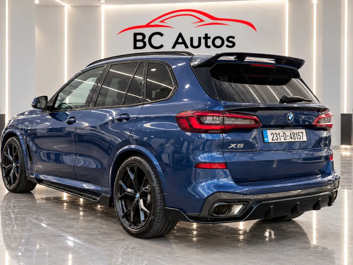 2023 BMW X5 45e M Sport N1 Commercial - Image 4