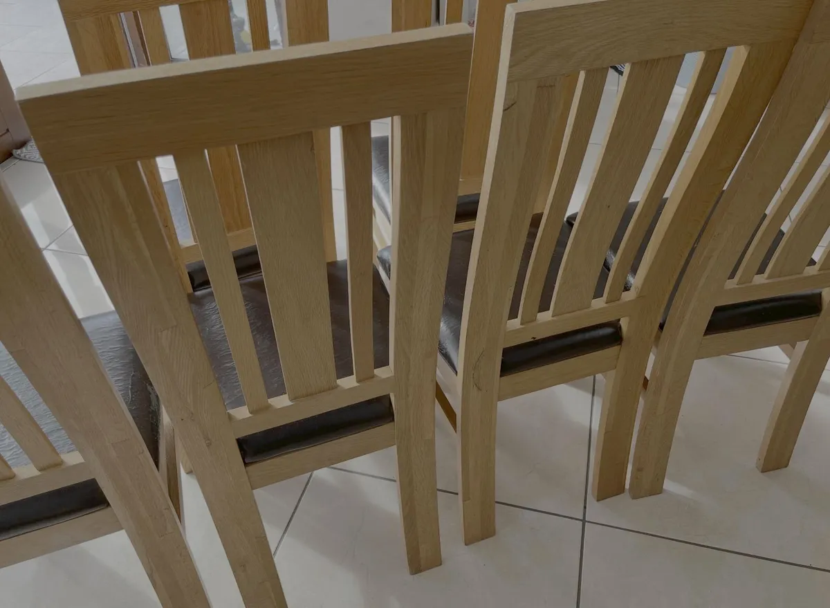 8 Solid Oak Chairs - Excellent Condition - Image 2