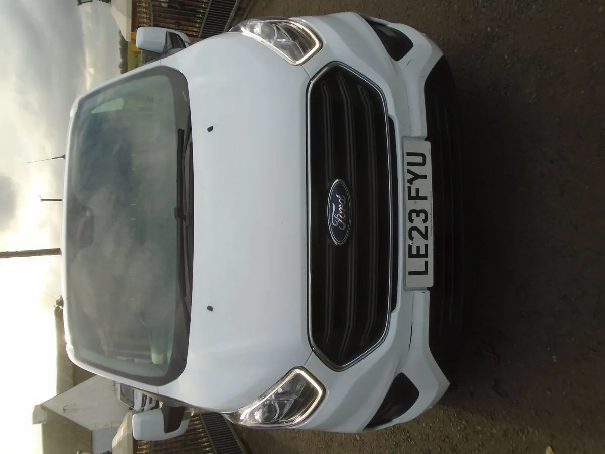 2023 Ford Transit Custom SWB FR LIMITED 130HP. - Image 2