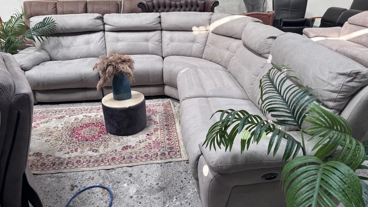 Electric recliner suede corner sofa - Image 4