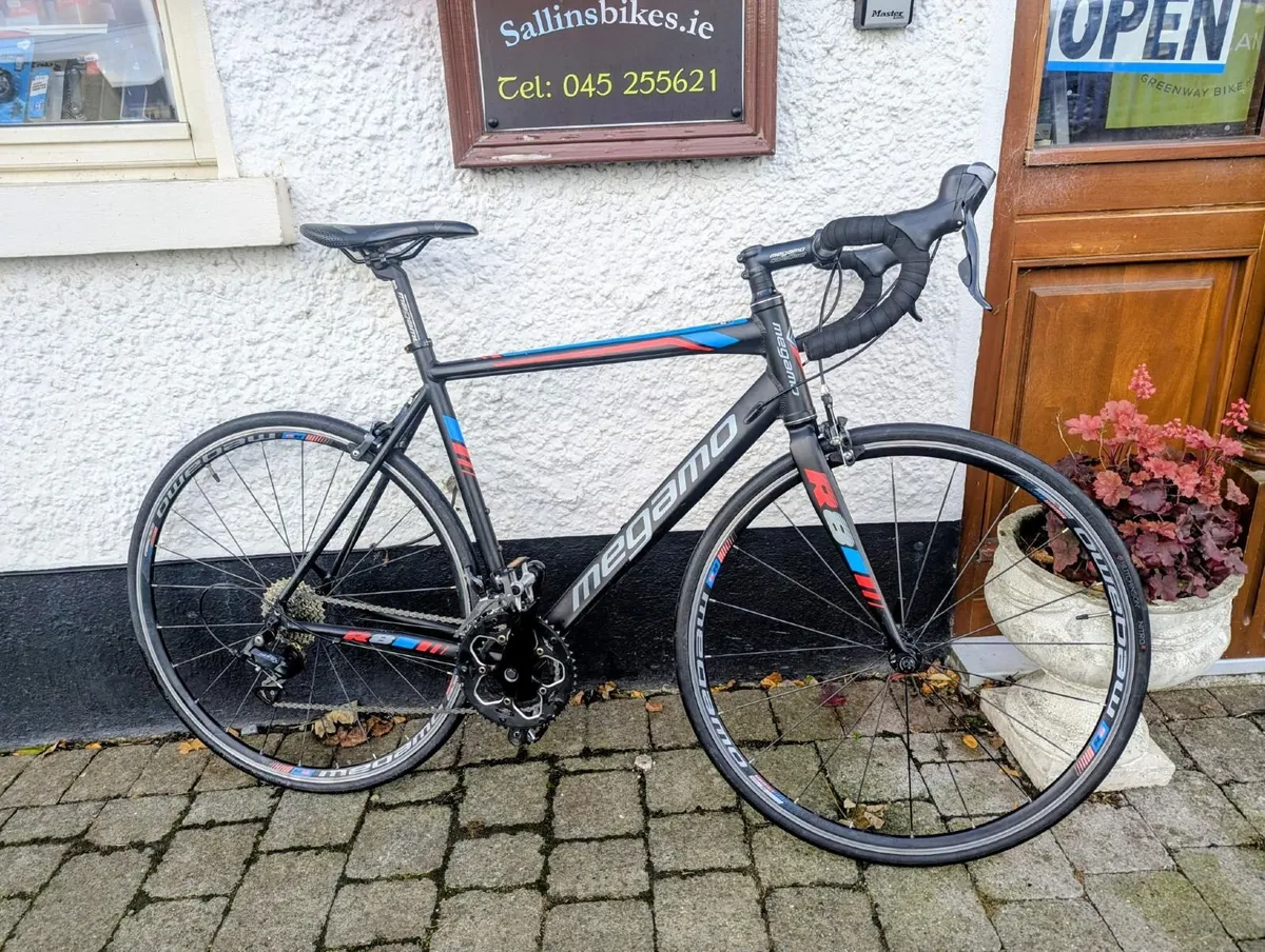 Megamo road bike - Image 1