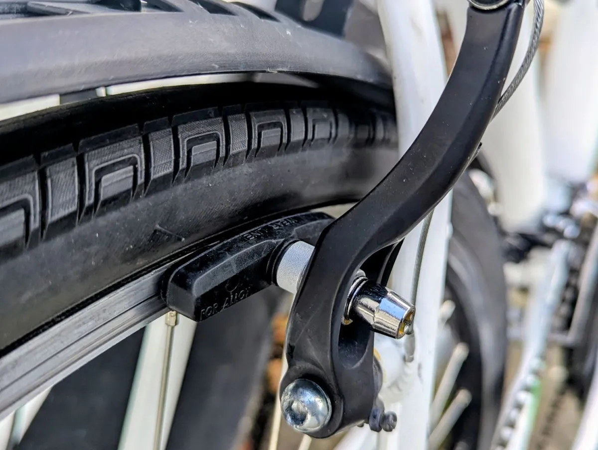 Trek fx2 hybrid bike - Image 3