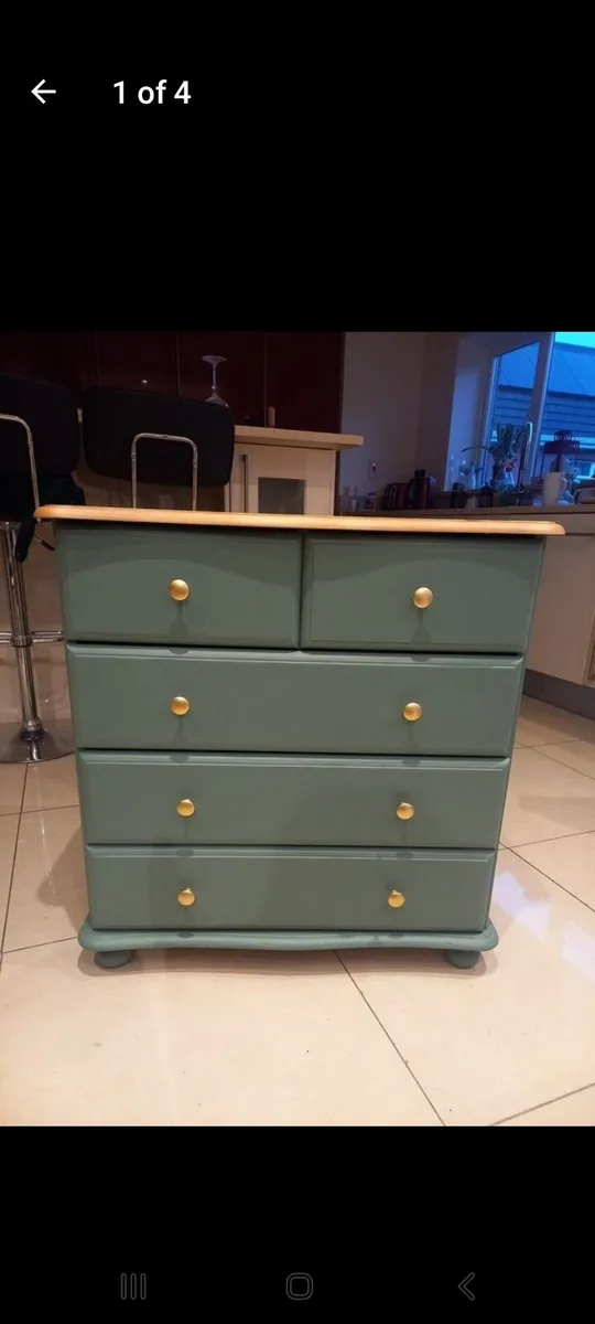 Chest of drawers - Image 1