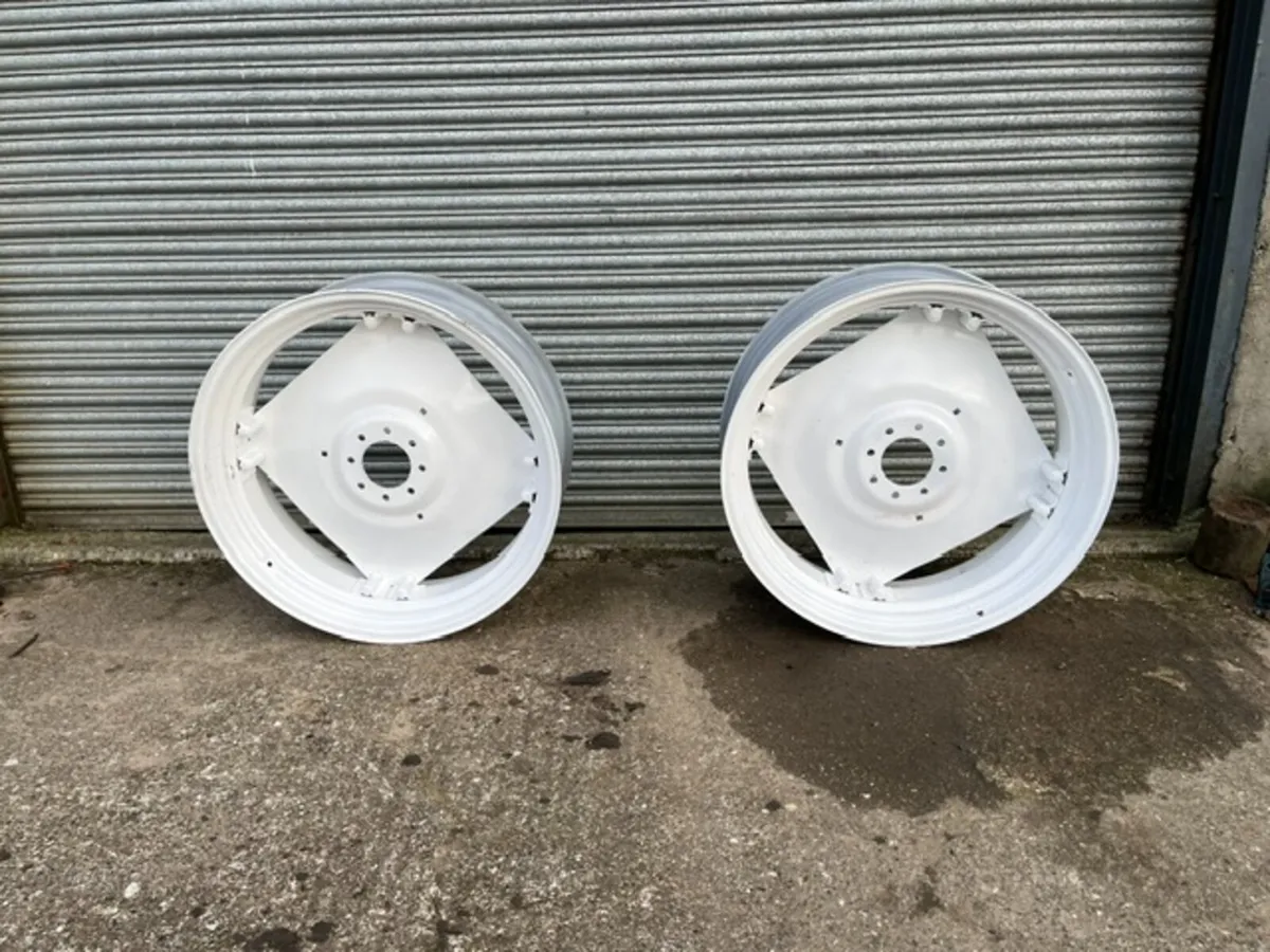 New Holland Wheels 16.9 x 38 - Image 1