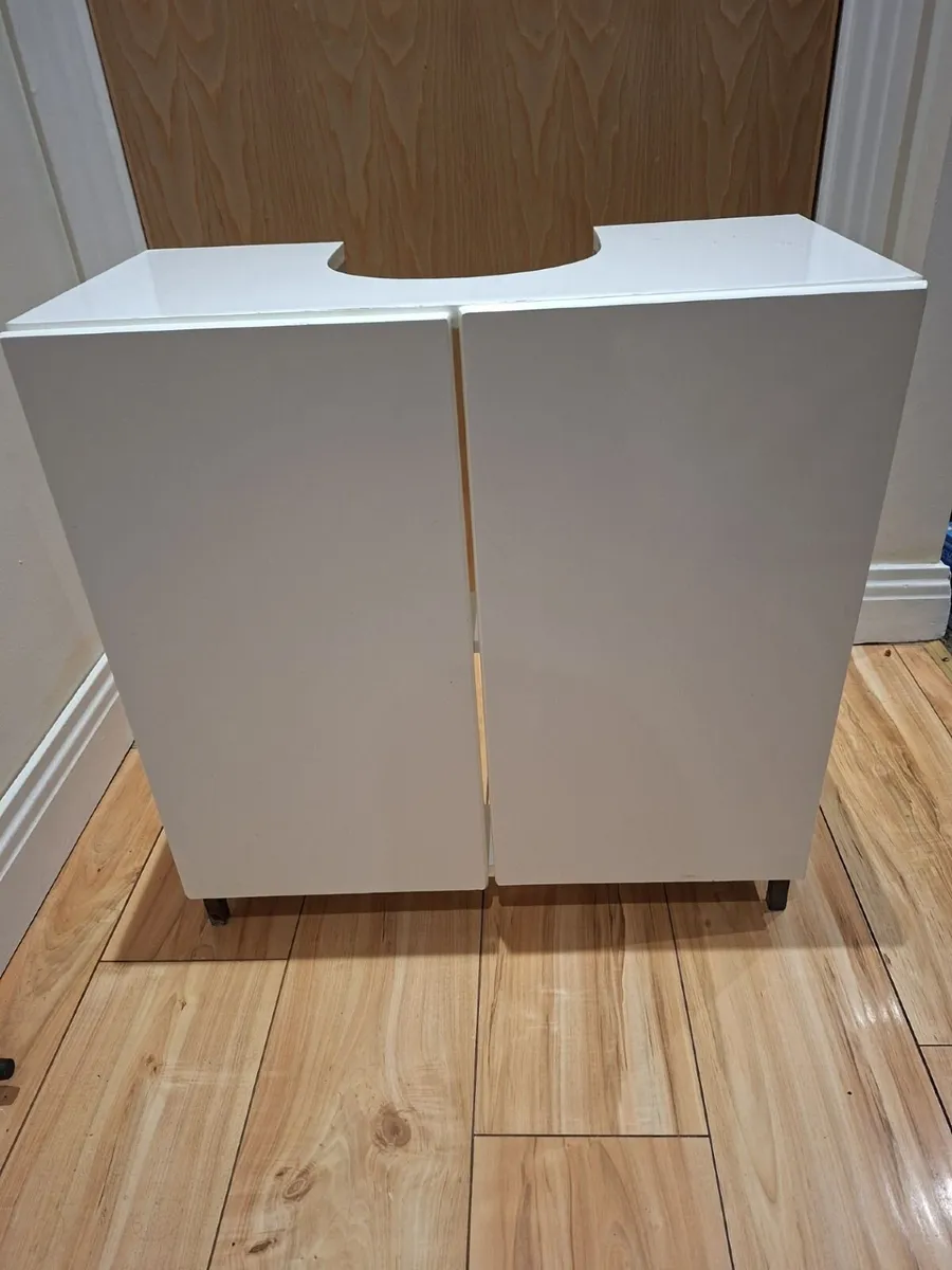 Bathroom Storage - Image 2