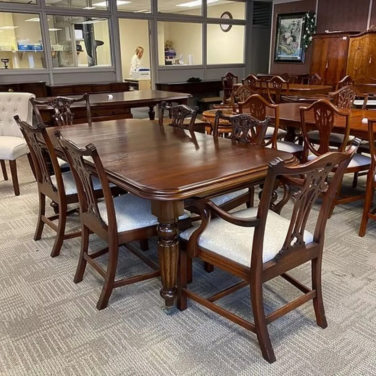Fabulous square end mahogany extendable dining tab