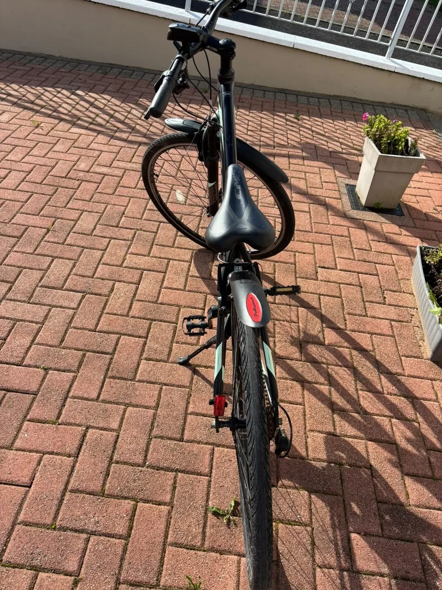 Bicycle – Excellent Condition - Image 4