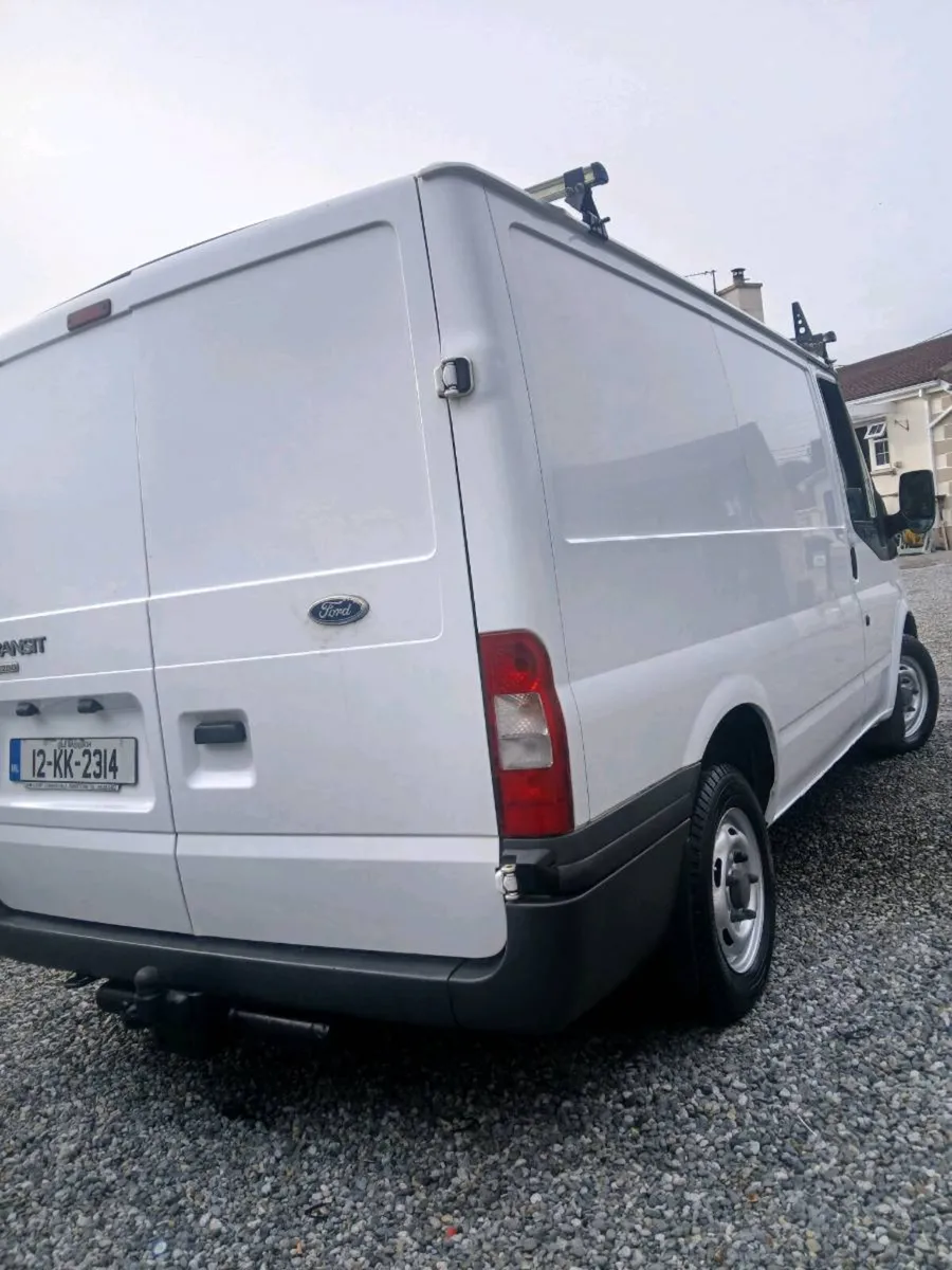 2012 Ford transit, Doe 06/27 & Tax 03/27 1 owner - Image 4