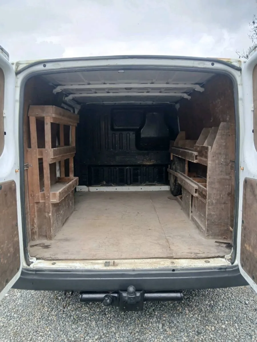 2012 Ford transit, Doe 06/27 & Tax 03/27 1 owner - Image 3