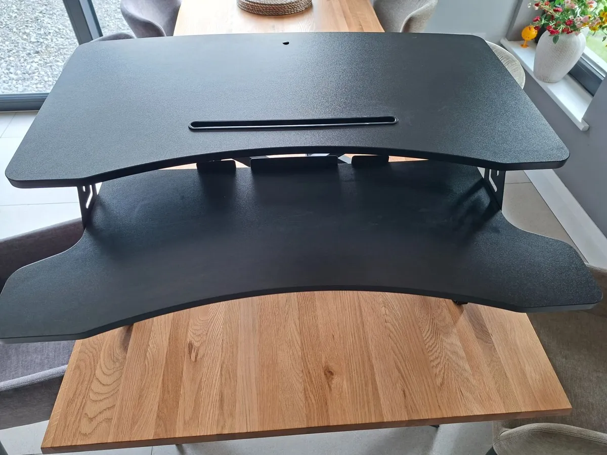 Tabletop workstation - Image 3
