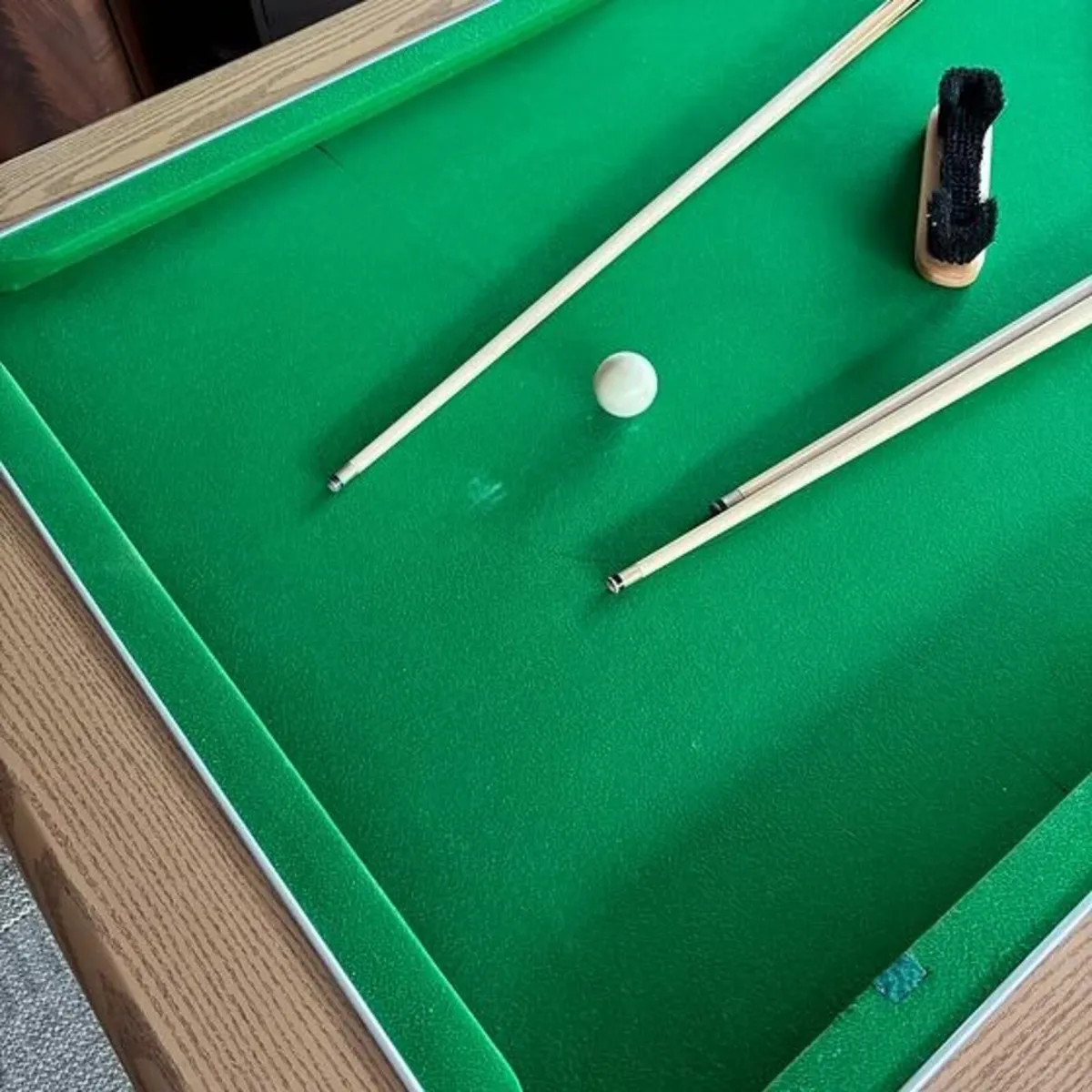 Lyric 6.5ft x 3.6ft Slimline  Oak pool table & cue - Image 2
