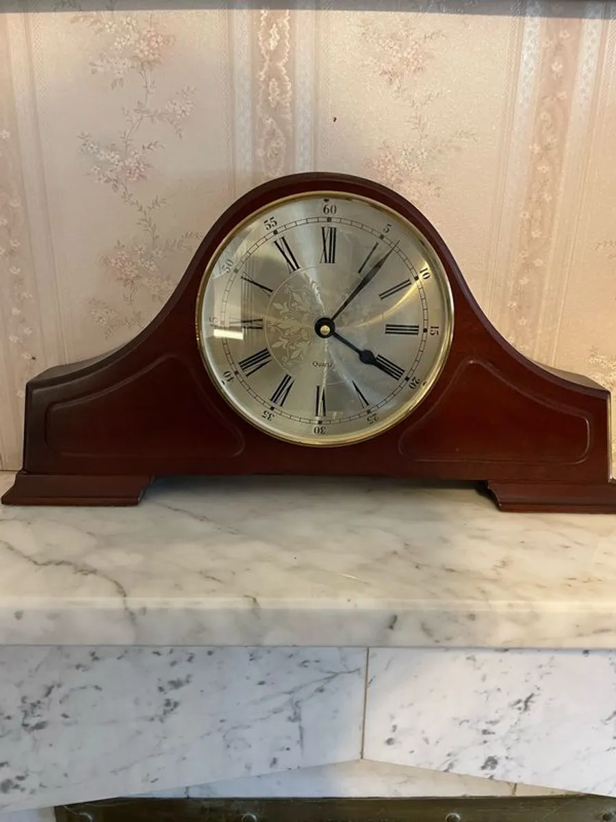 Clock and mahogany cabinets - Image 1
