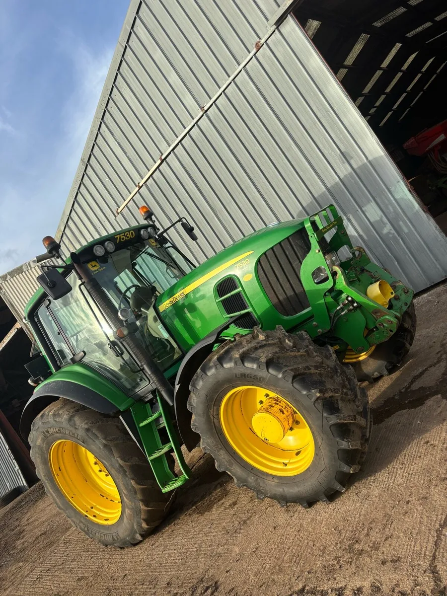 John Deere 7530 - Image 2