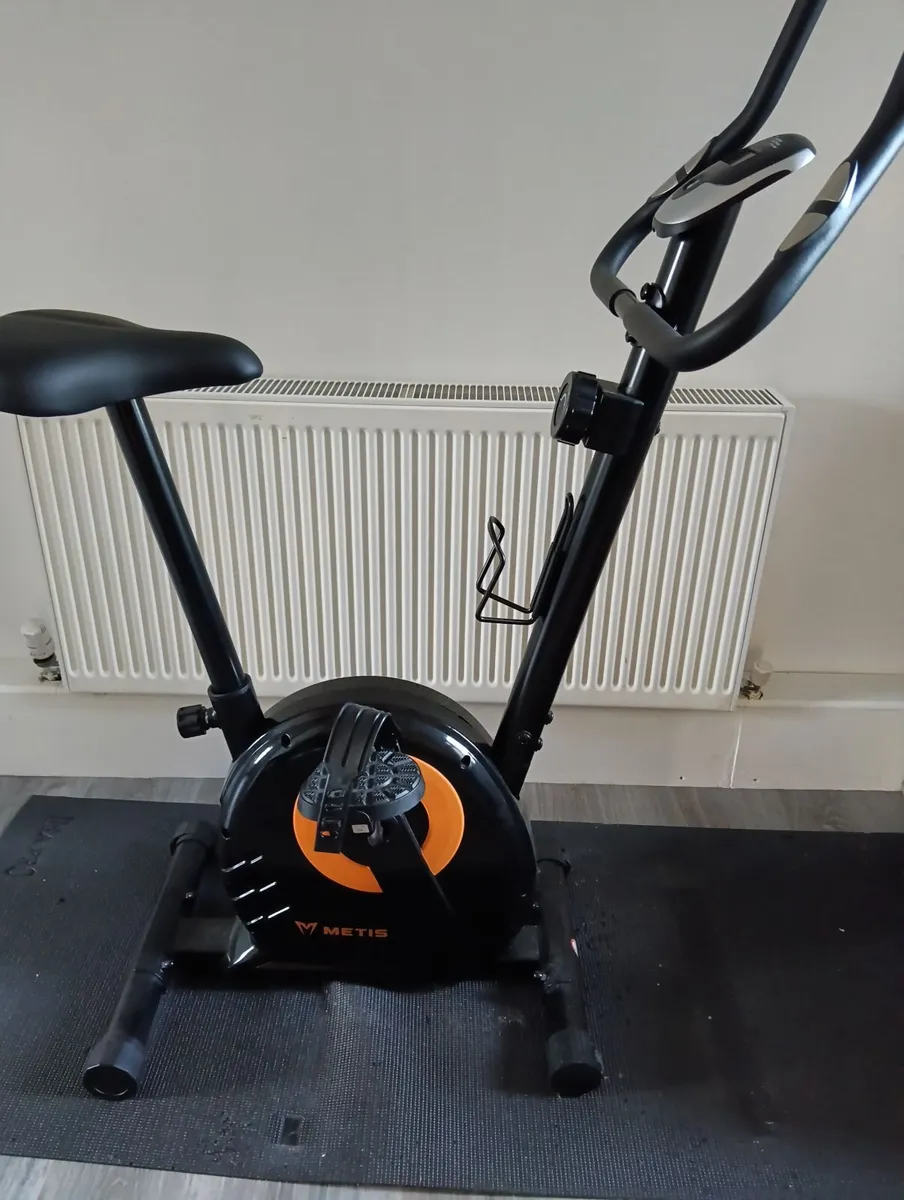Exercise bike - Image 1