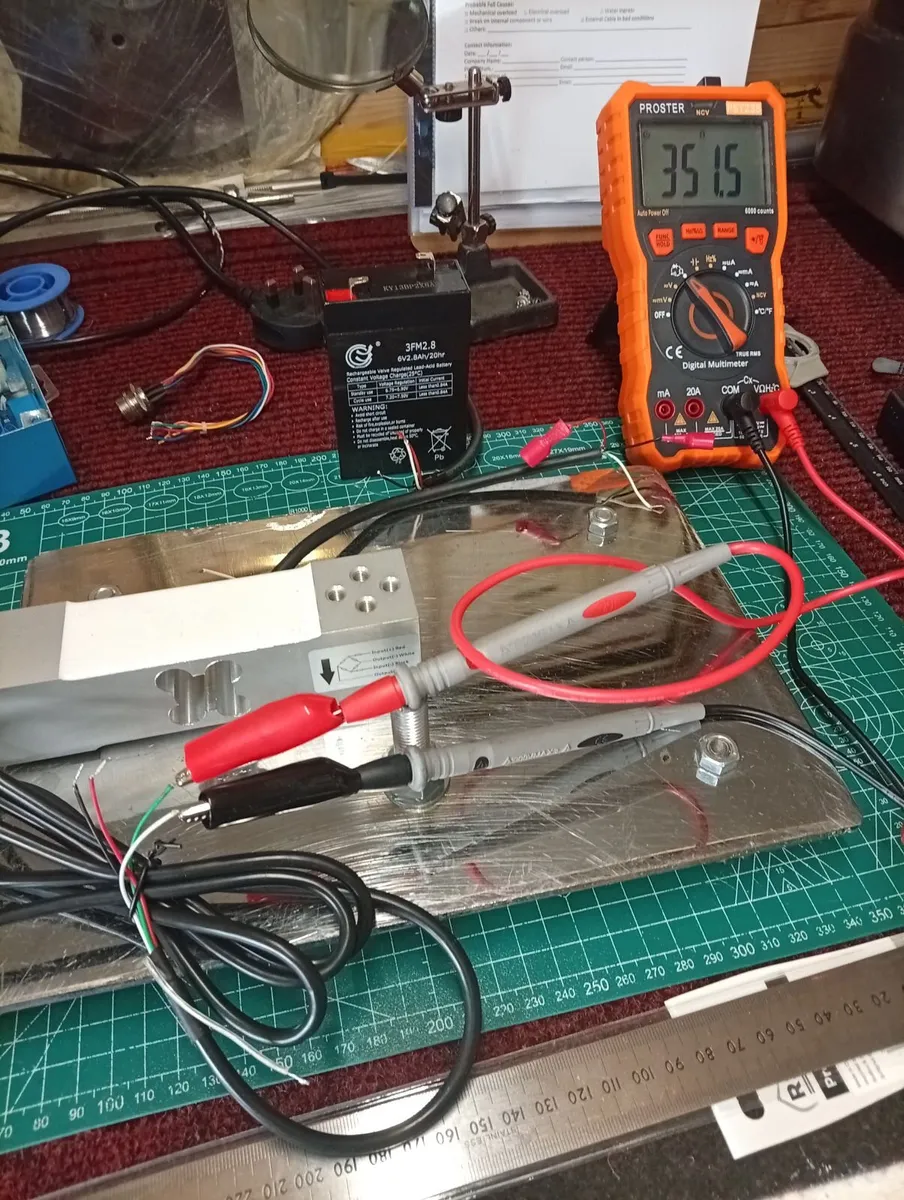 Weighing scales repairs - Image 1