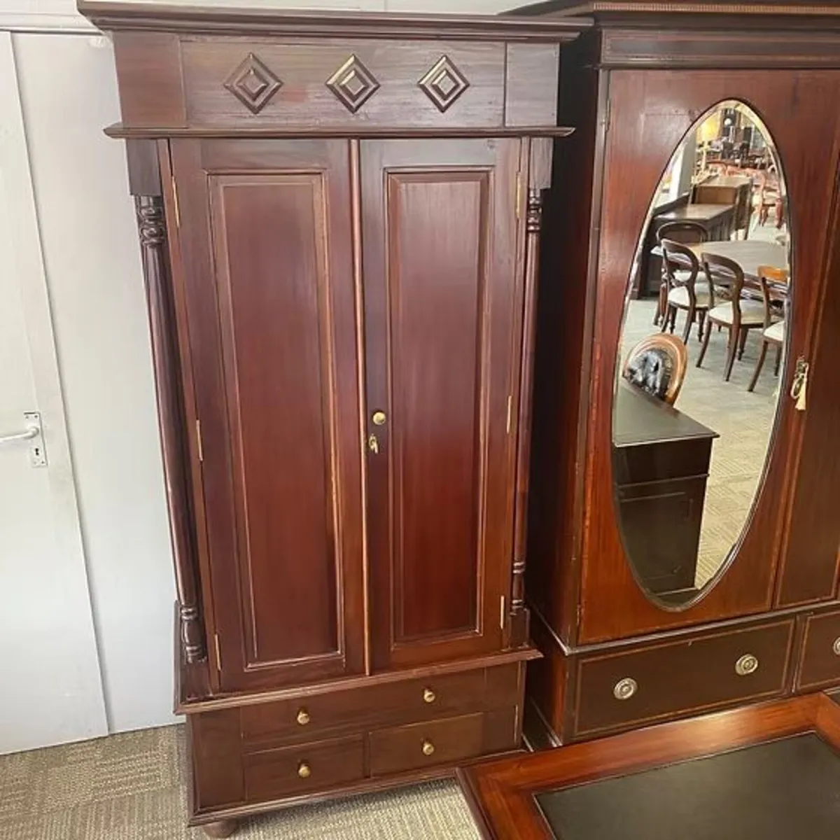 Beautiful mahogany single wardrobe