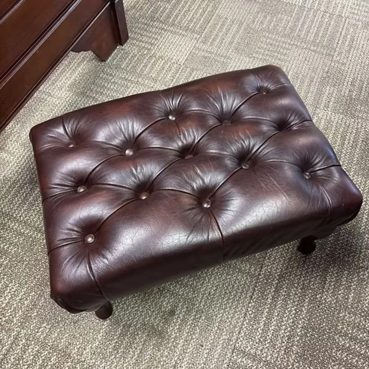 Vintage pre-owned deep buttoned leather brown foot