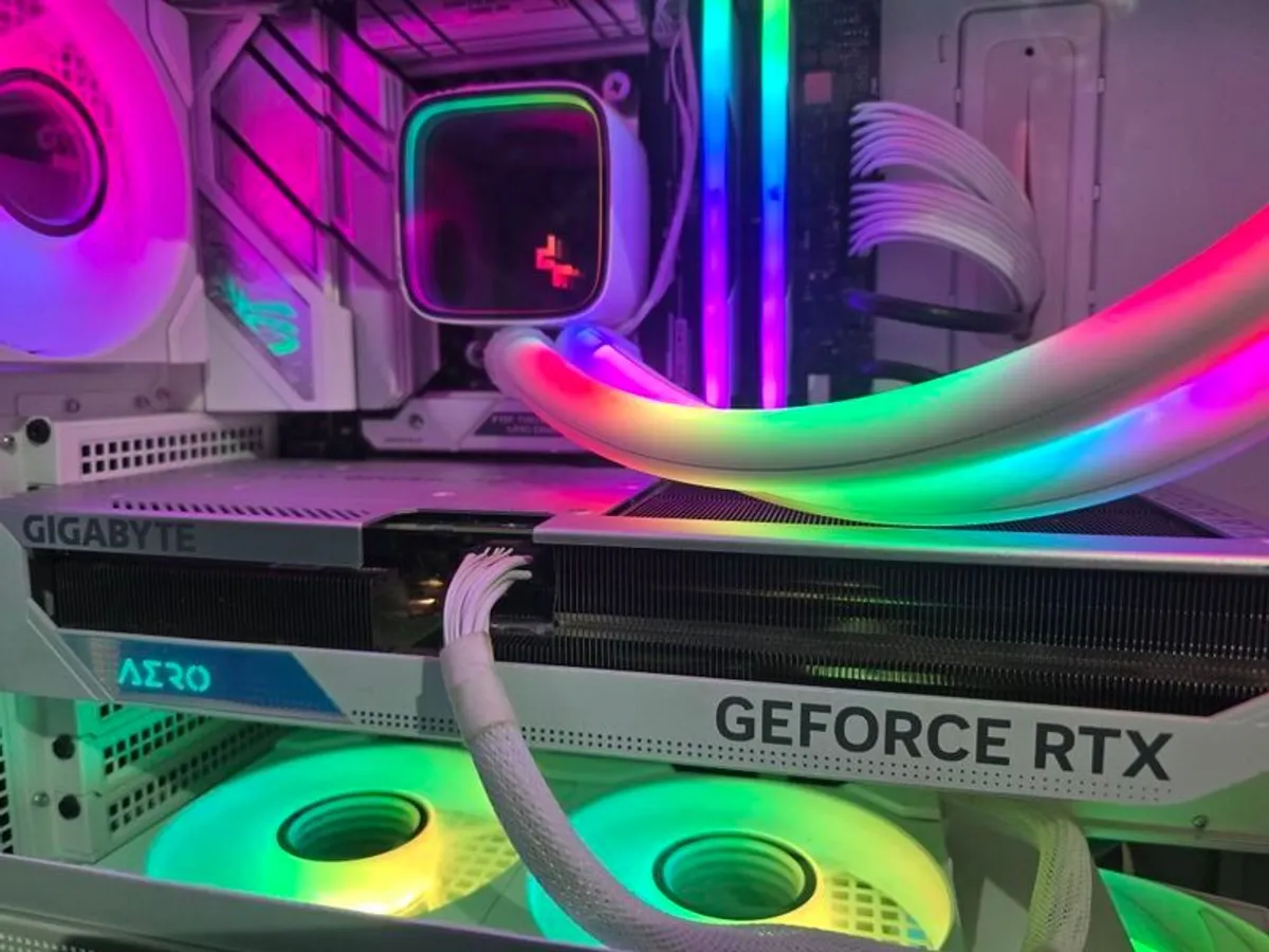 Geforce Rtx 4070 Ti Aero Oc 12g - Graphic Card - Image 1