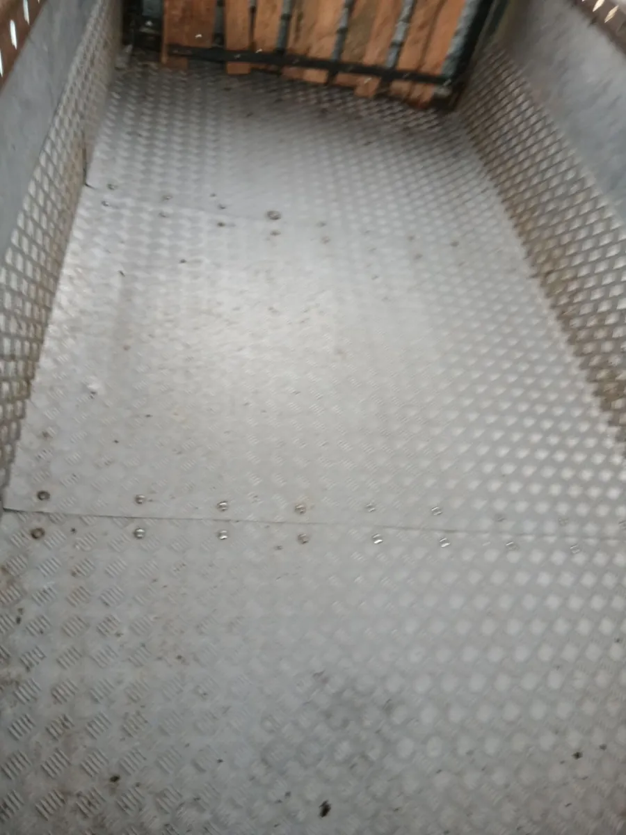 Cattle trailer - Image 3