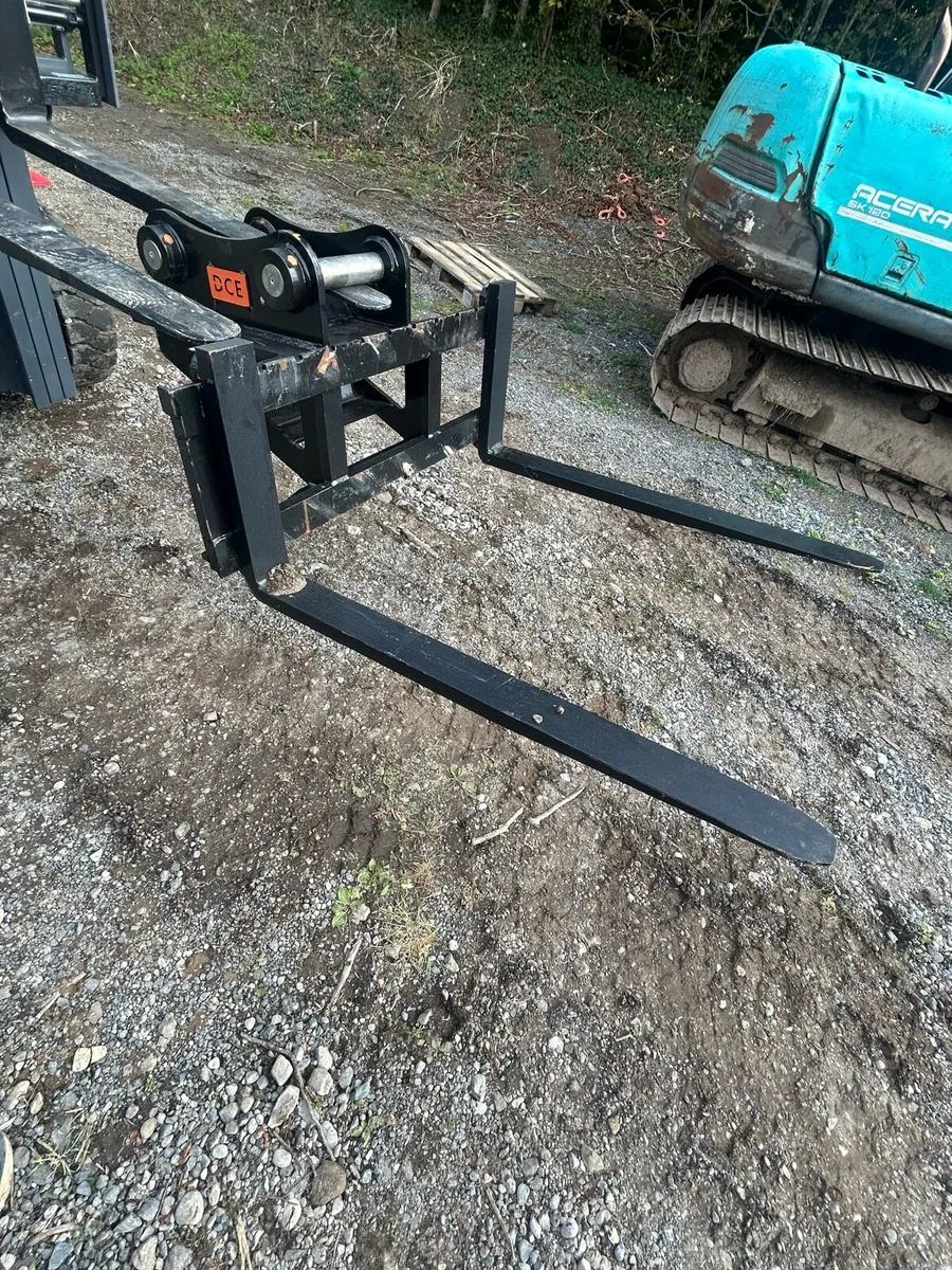 13 ton pallet forks 65mm pins - Image 1