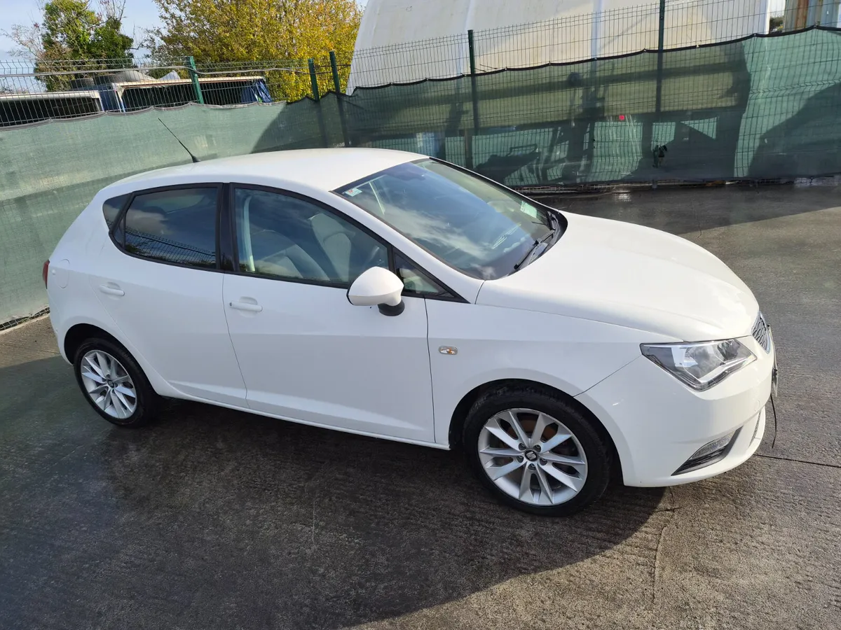 162 Seat Ibiza  1.0 Petrol Light Damage - Image 1