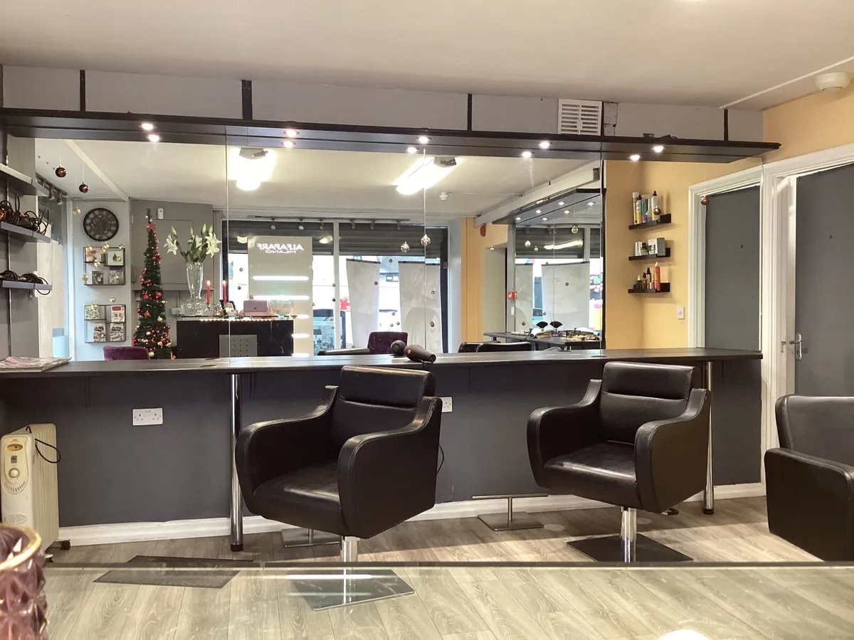 Hair salon for sale - Image 2