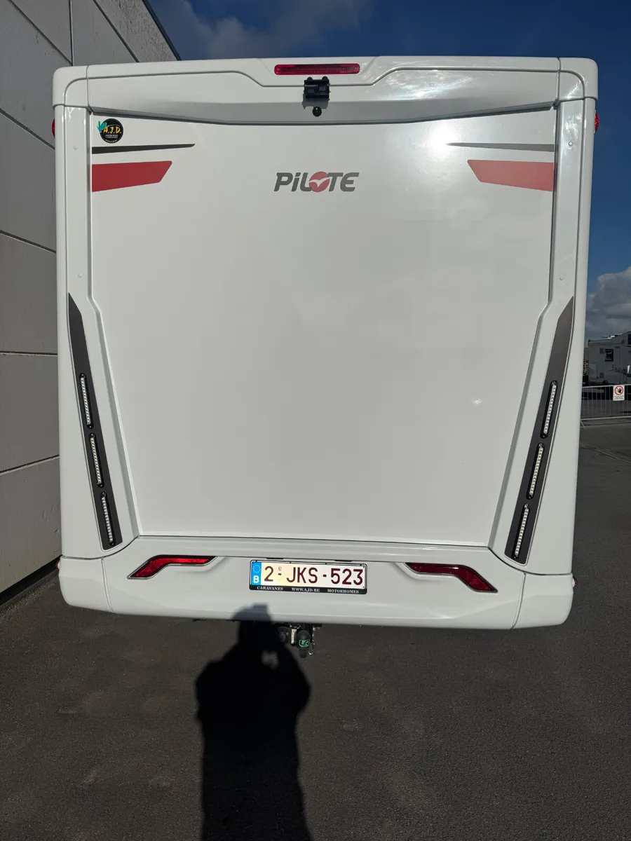 2026 PILOTE G740FGJ EXPRESSION  AUTO C1 LICENSE - Image 3