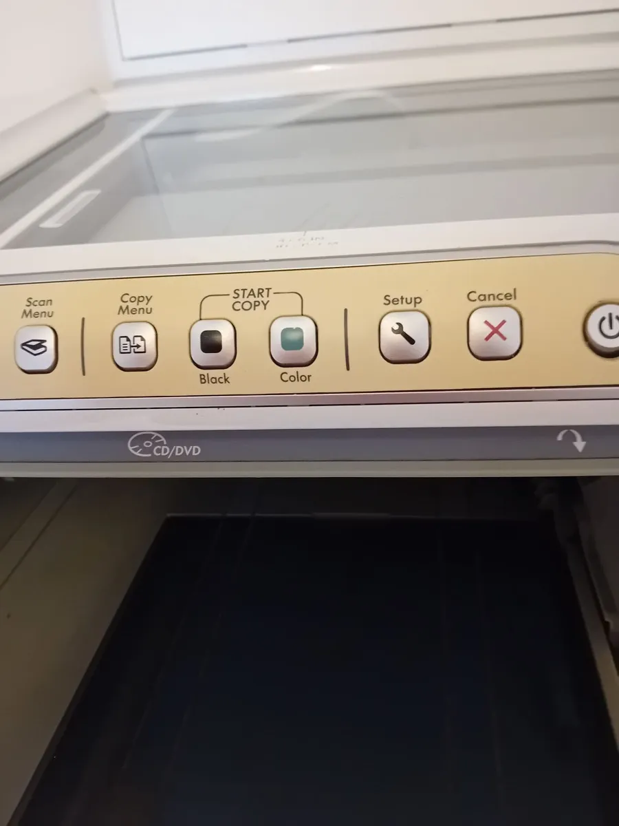 HP printer. - Image 2
