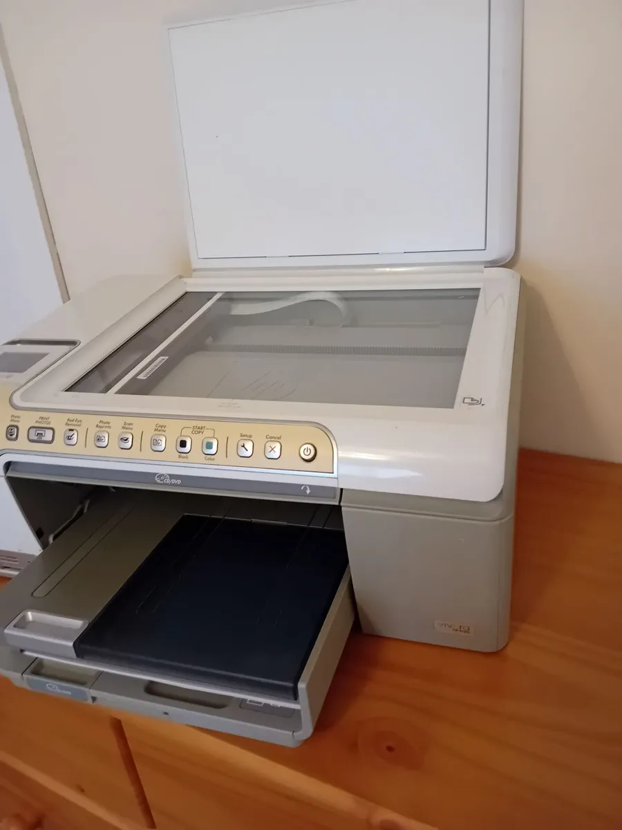 HP printer. - Image 3