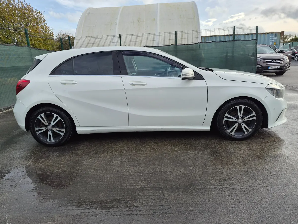 162 Mercedes A-Class  A180  1.5 Diesel - Image 2