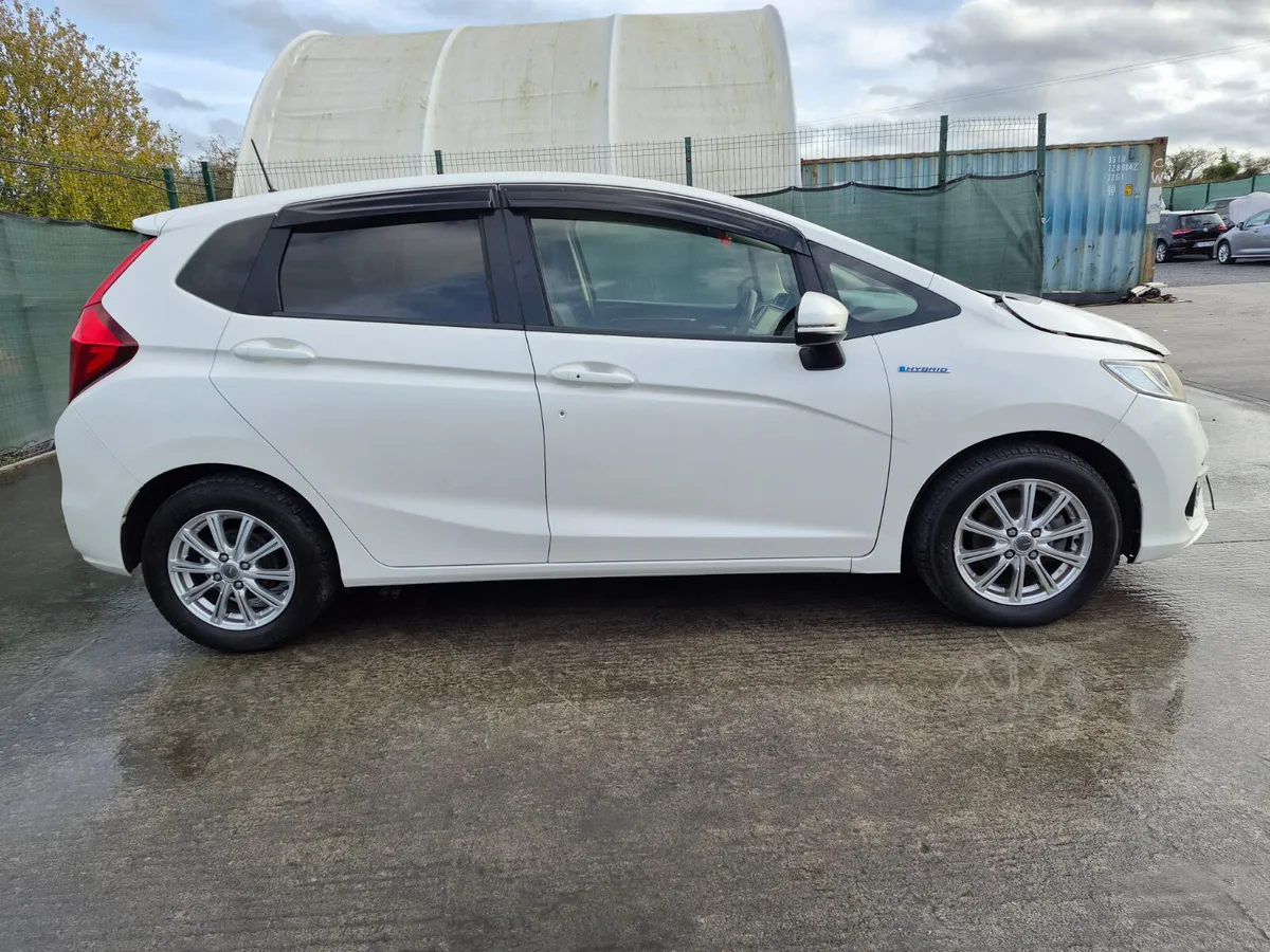 2018 Honda Fit  Hybrid    Automatic - Image 2