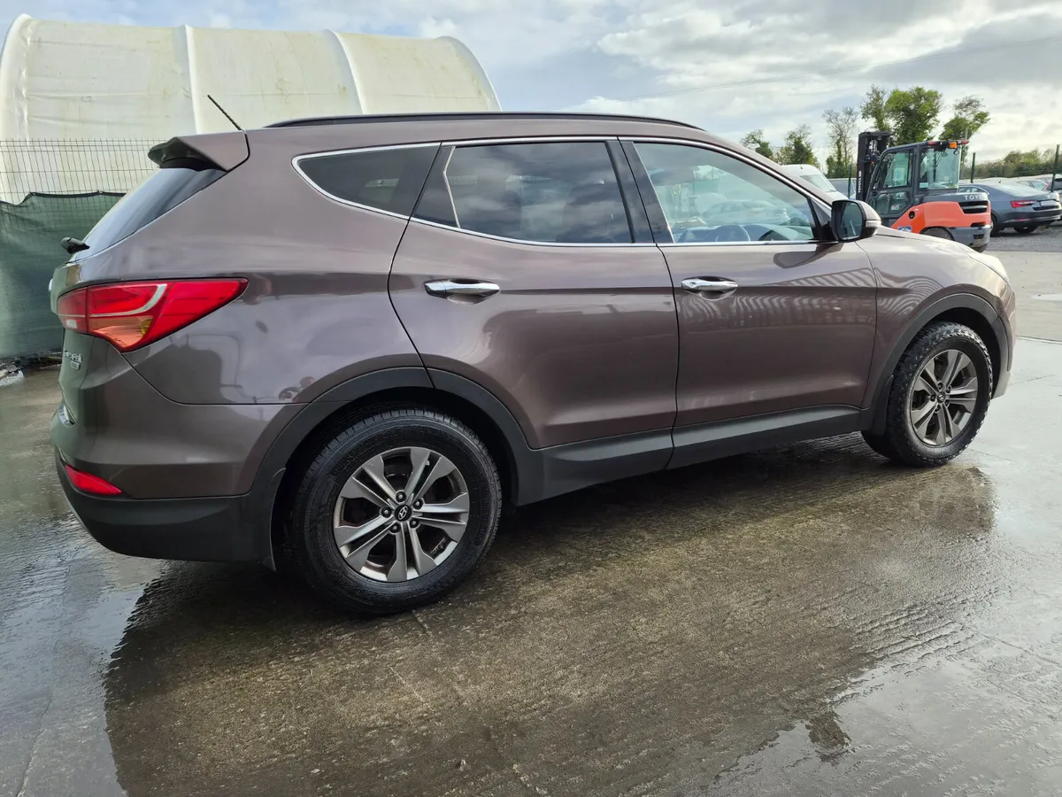 2015 Hyundai Santa Fe  7 seater  2.2 Diesel - Image 3