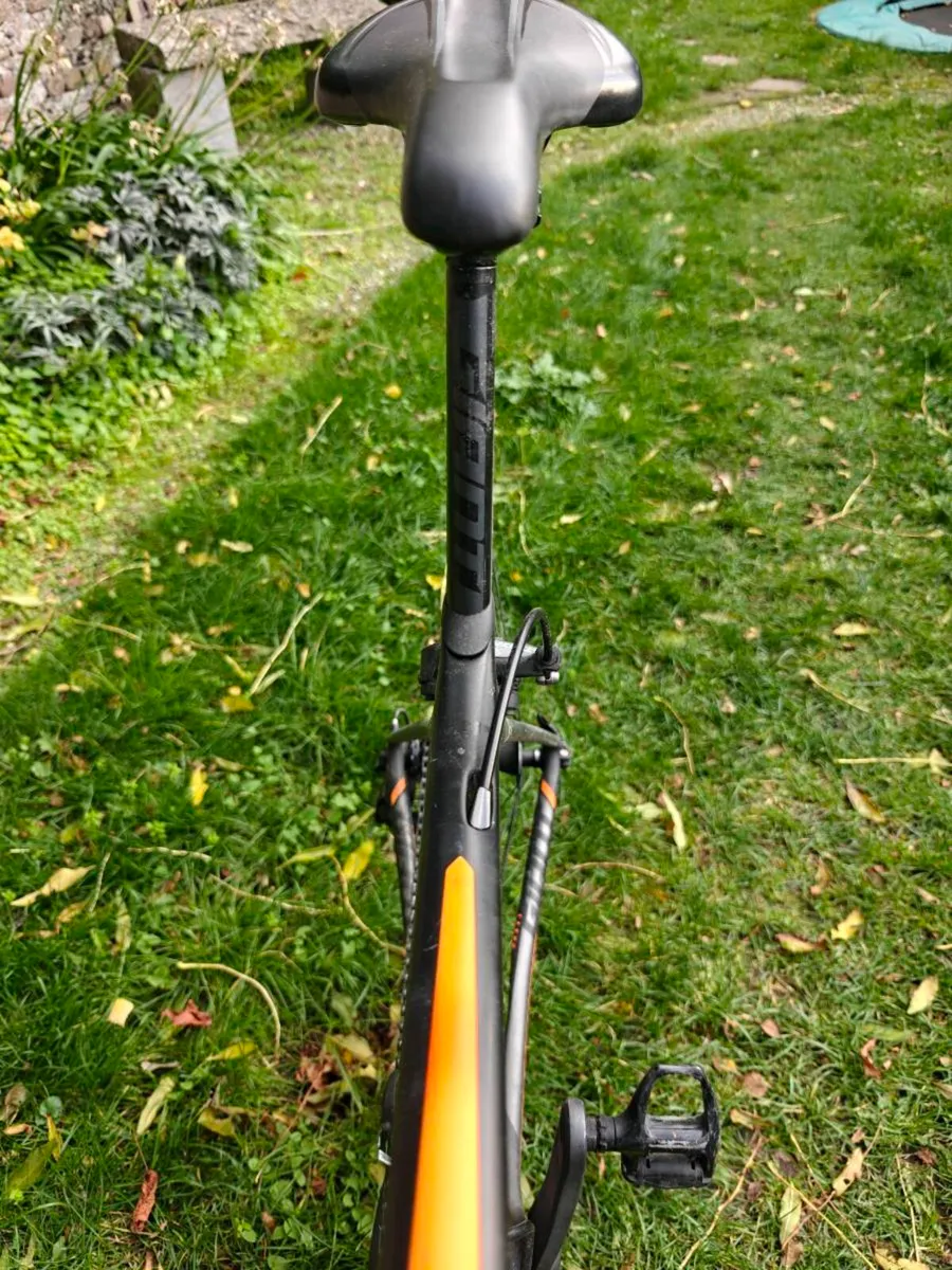 Giant TCR carbon bike - Image 4