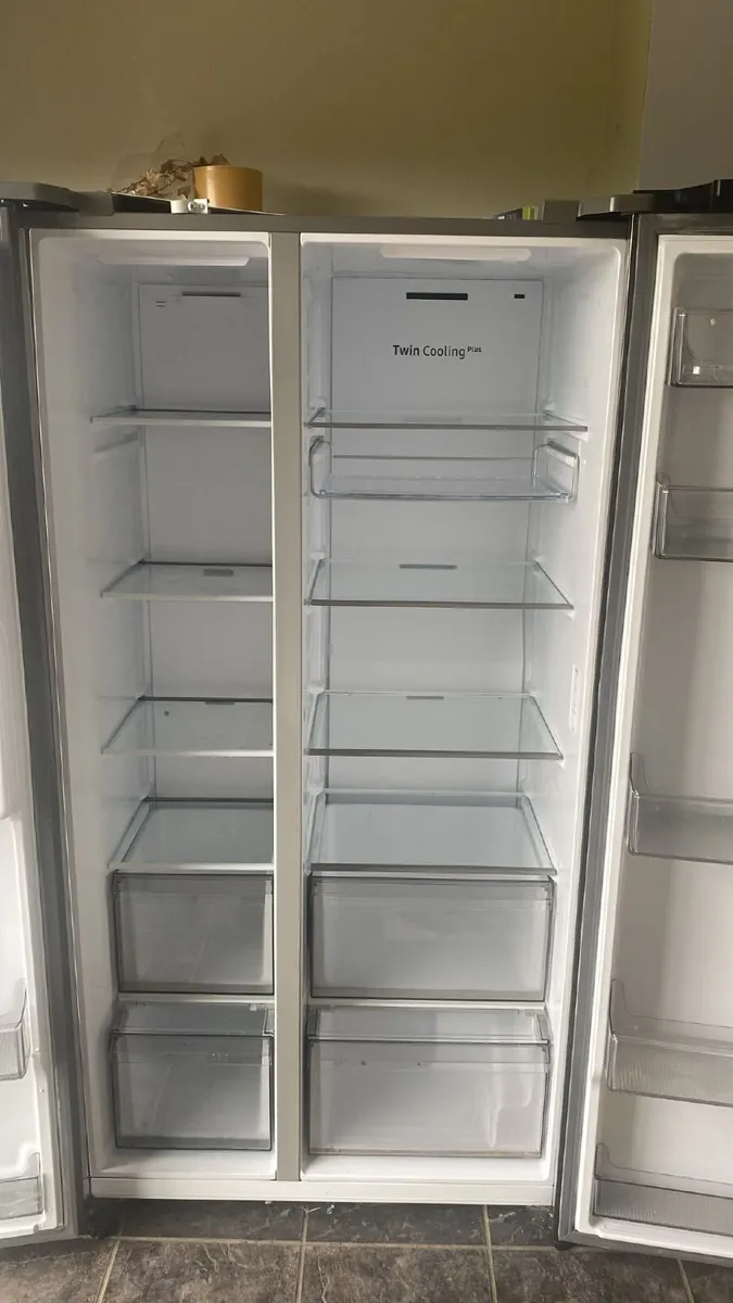 Samsung American Fridge Freezer-Bought Jan 2025 - Image 3