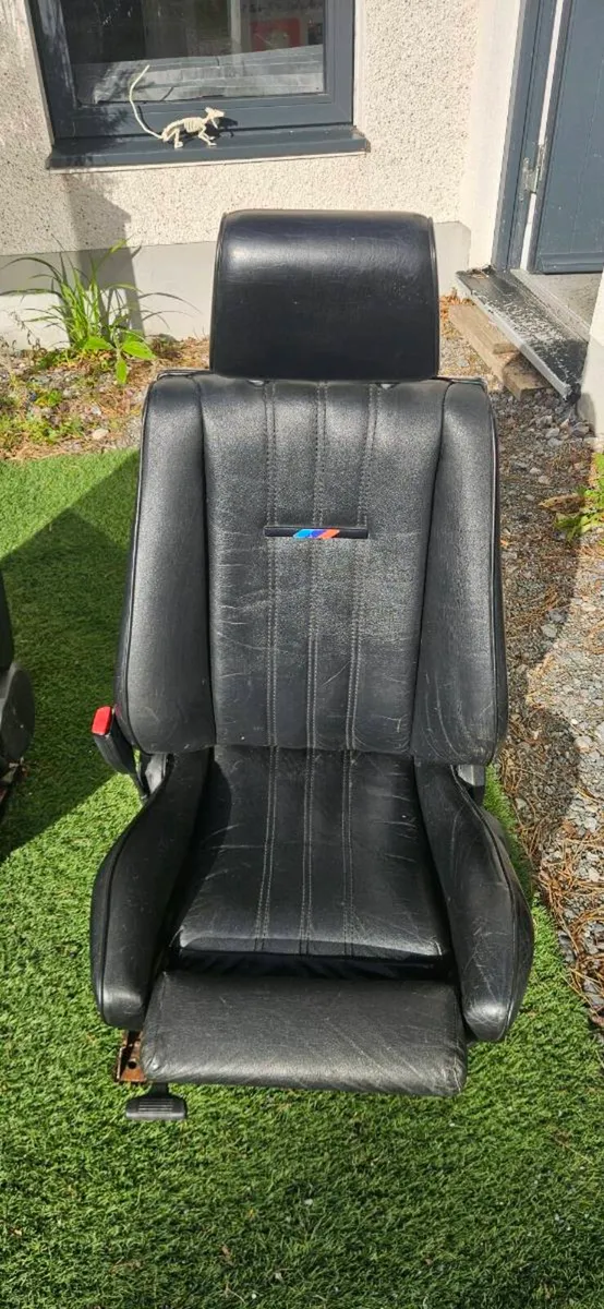 BMW e30 Seats - Image 2