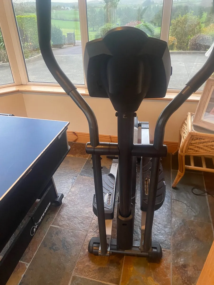 Elliptical cross-trainer - Image 3