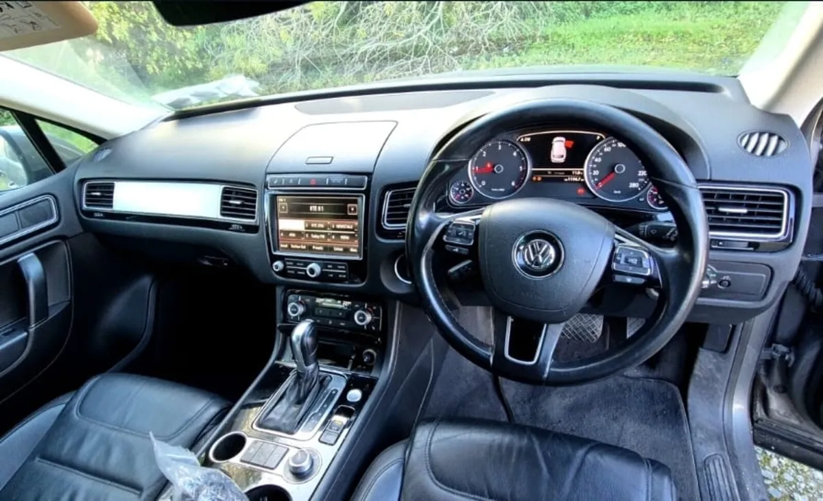 Volkswagen Touareg 2017 - Image 3