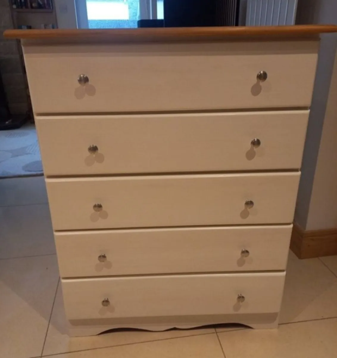Chest of drawers and locker - Image 3