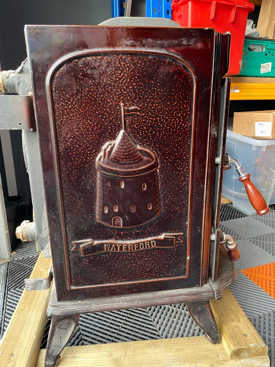 Waterford Stanley WE/99 Back Boiler Stove Unused - Image 2