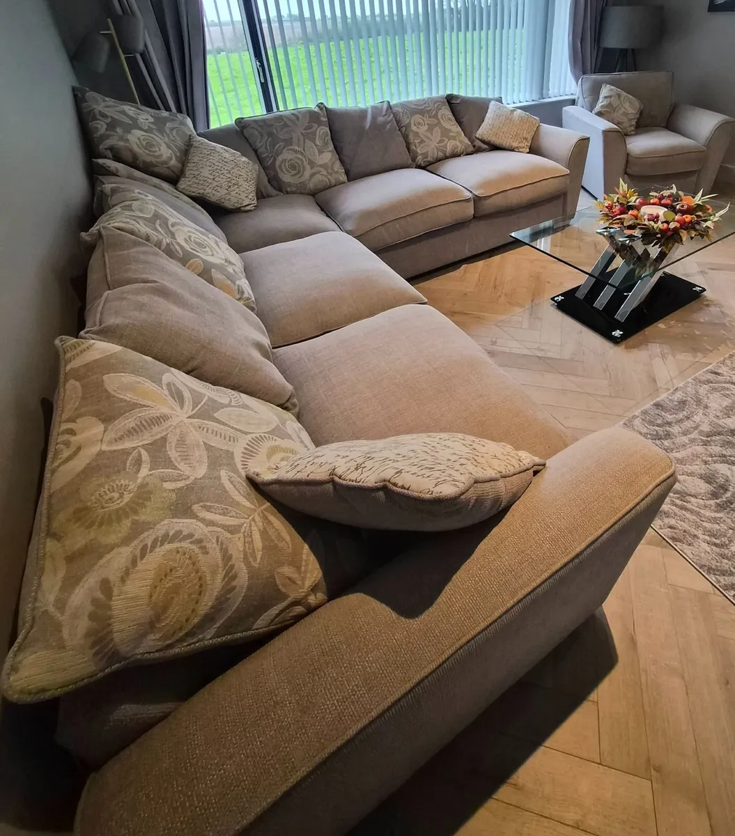 Large grey corner sofa & matching armchair - Image 1