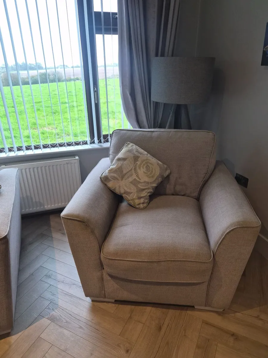 Large grey corner sofa & matching armchair - Image 3