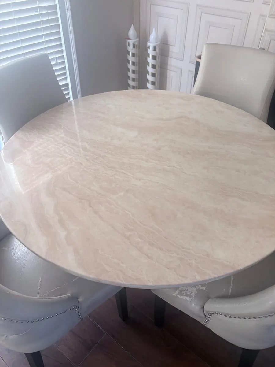 Marble dining table - Image 2