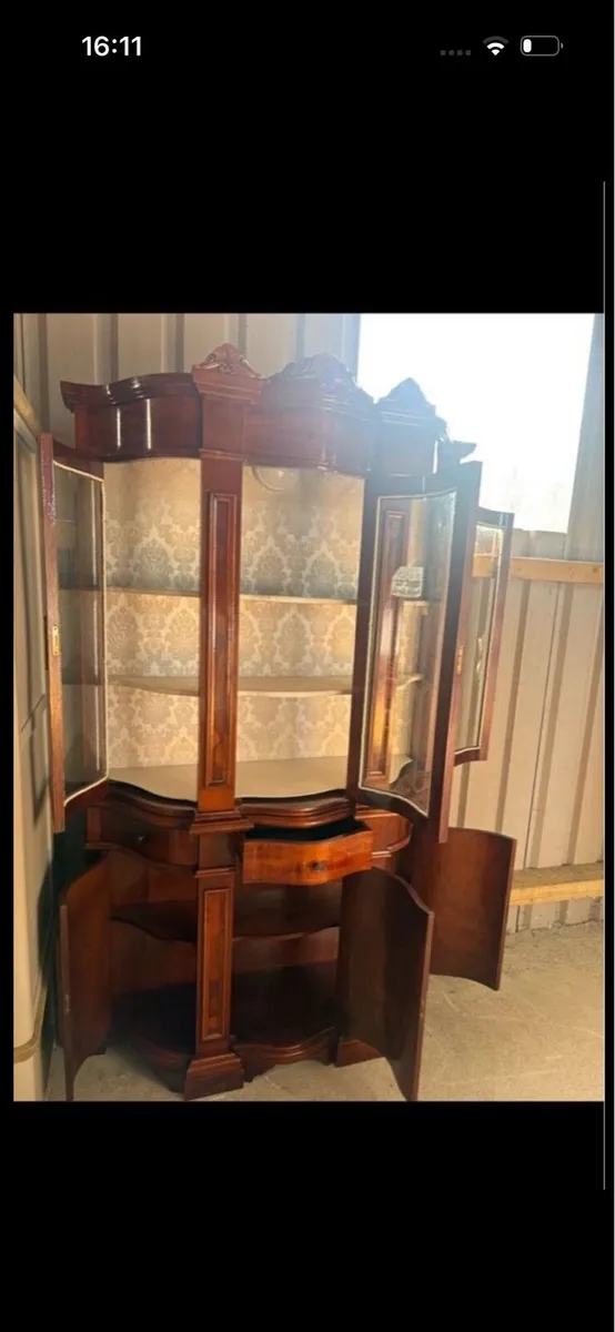 Display cabinet - Image 2