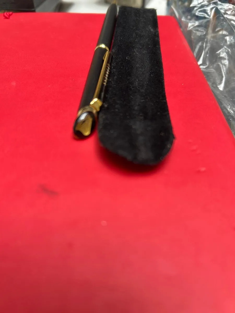 Guinness Black & Gold Metal Ballpoint Pen - Image 2
