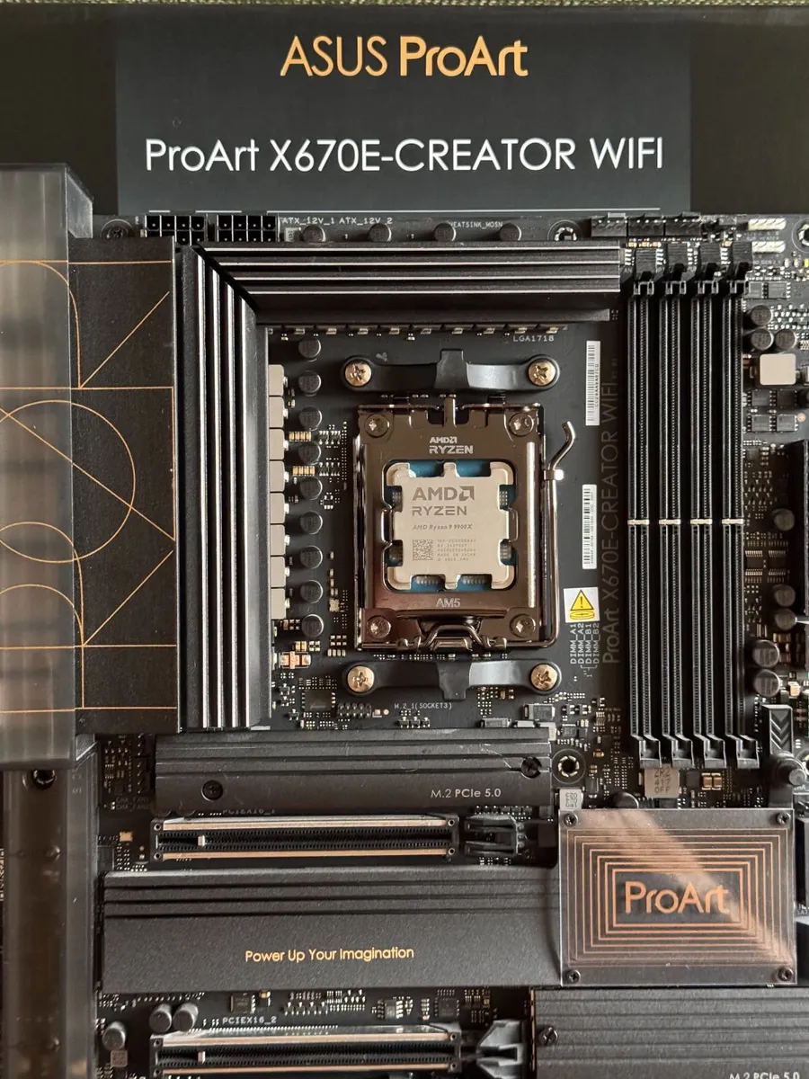 ASUS ProArt X670E Creator WiFi 6E MB Socket AM5 - Image 1