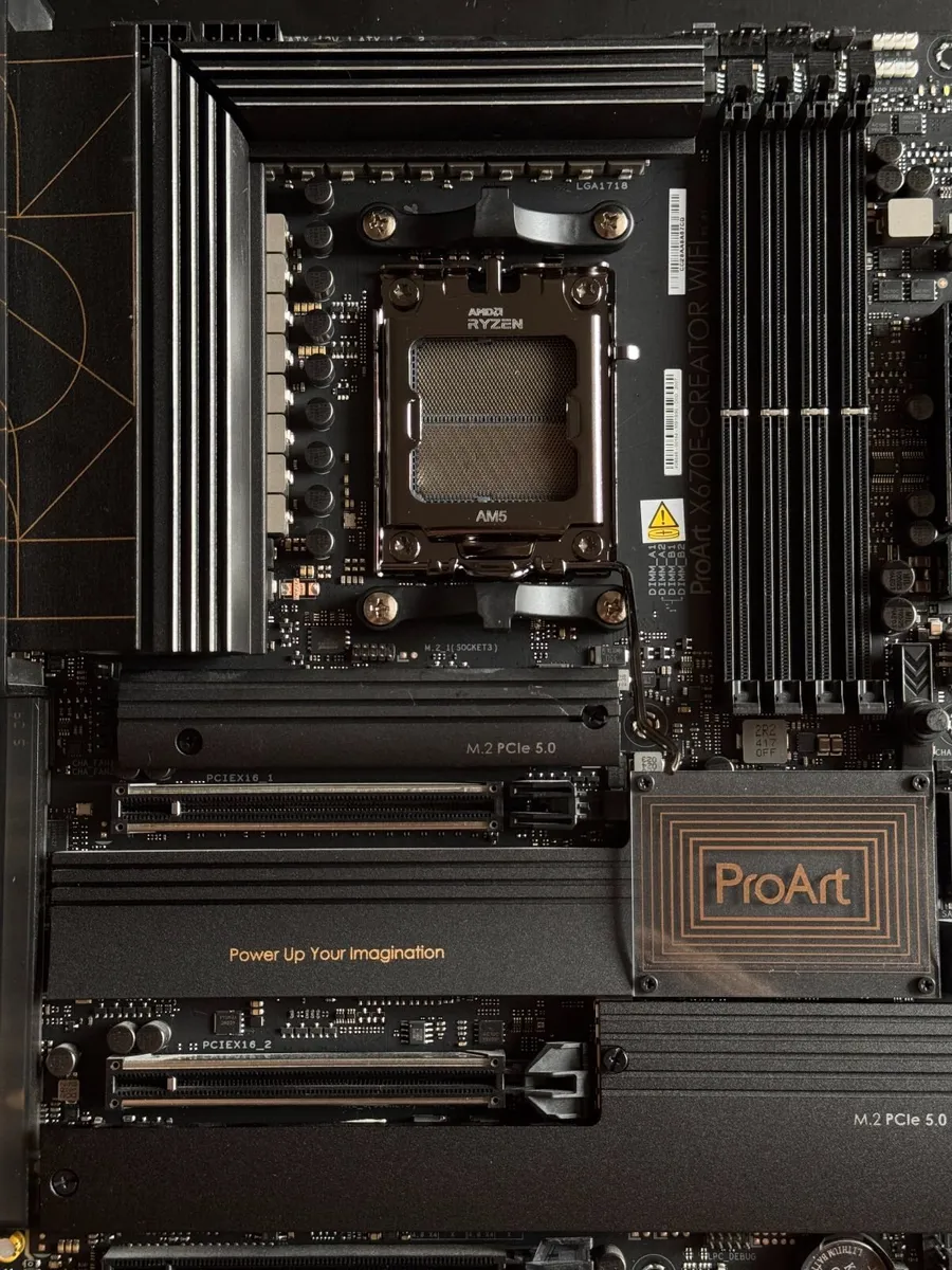 ASUS ProArt X670E Creator WiFi 6E MB Socket AM5 - Image 4