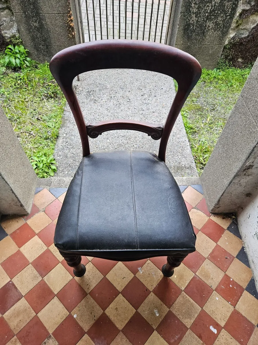 Vintage Chair - Image 4